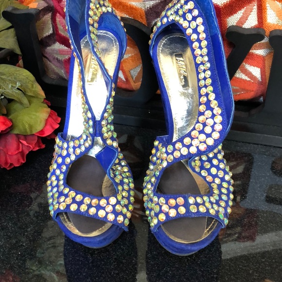 Wild pair - Picture 2 of 5